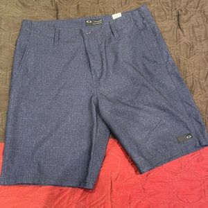 Men’s Oakley Shorts